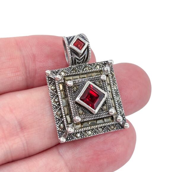 Sterling Silver Garnet & Marcasite Pendant | Vintage Art Deco Square Design 925 - Picture 1 of 6